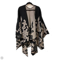 Shawl By Clothes Mentor In Black & White, Size: Osfm
