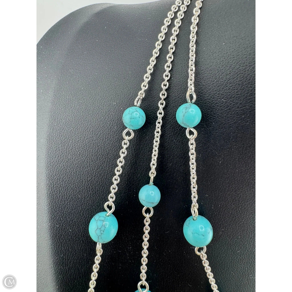 Necklace Layered By Clothes Mentor
