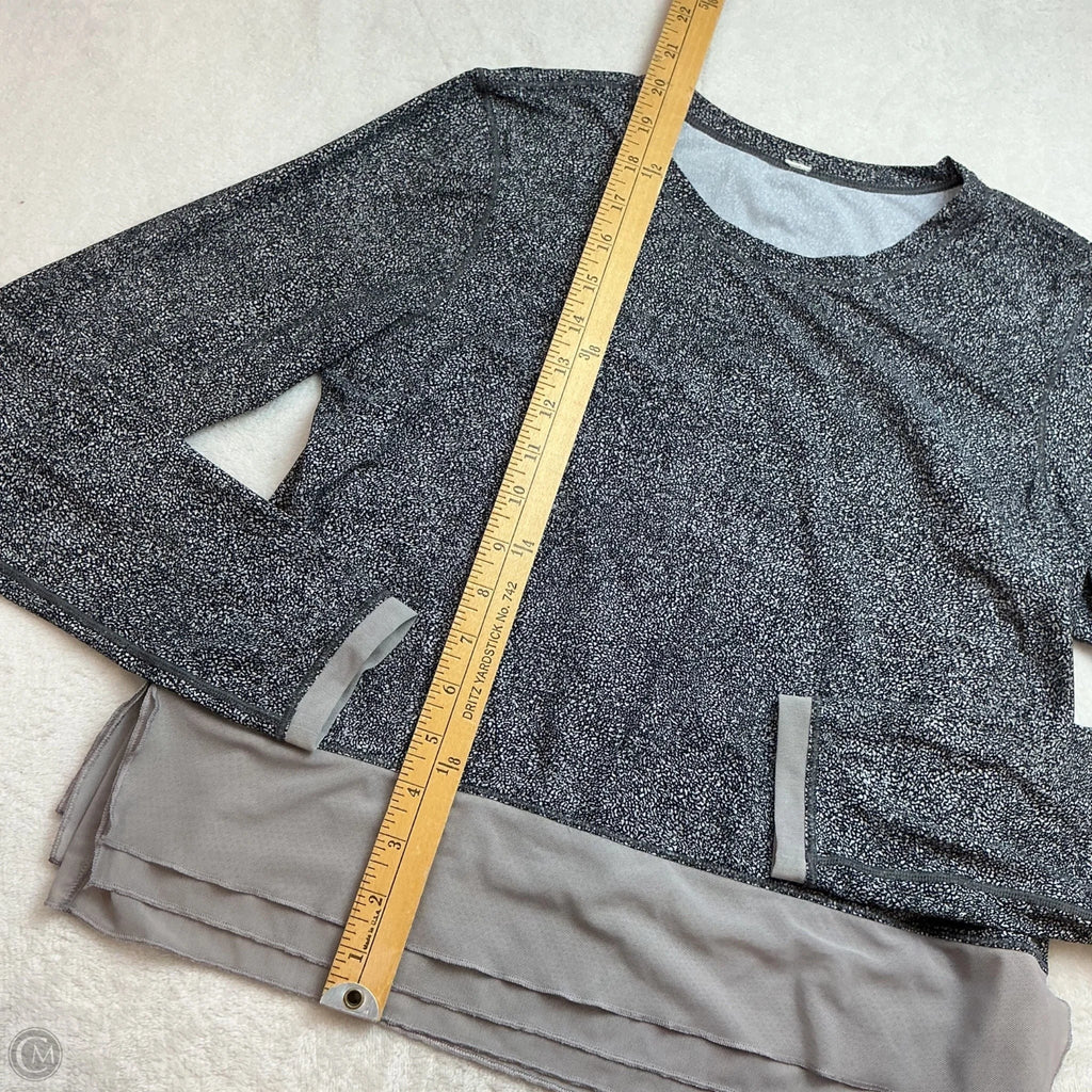 Athletic Top Long Sleeve Crewneck By Lululemon In Black & Grey, Size: S