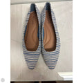 Shoes Flats By Bare Traps In Blue & White, Size: 9.5