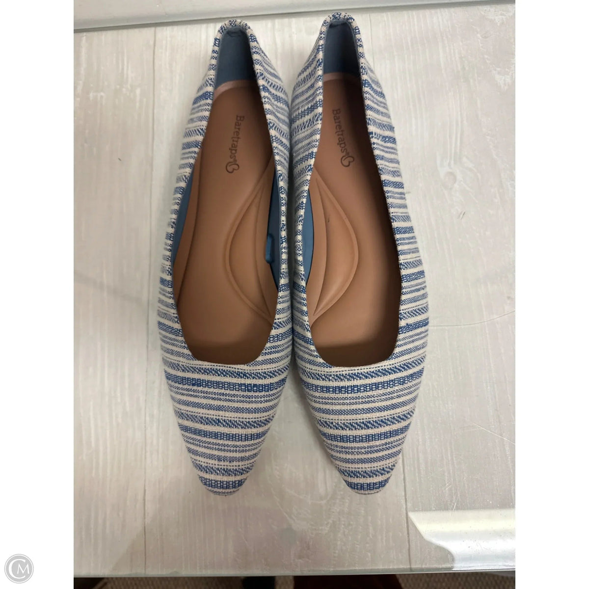 Shoes Flats By Bare Traps In Blue & White, Size: 9.5