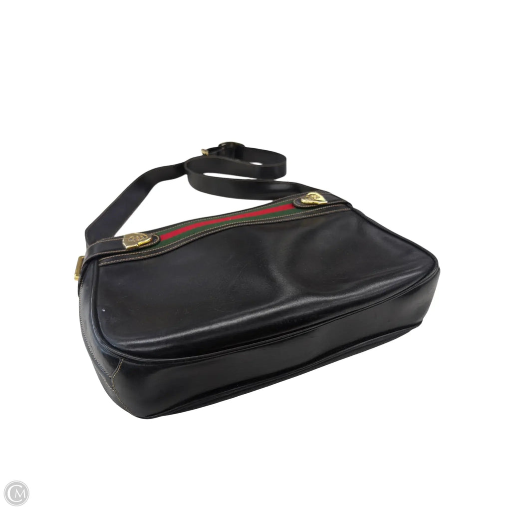 Handbag Luxury Designer By Gucci, Size: Medium