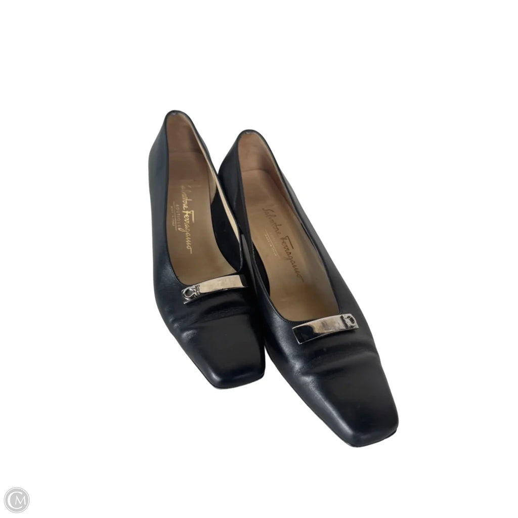Shoes Luxury Designer By Ferragamo In Black & Silver, Size: 9