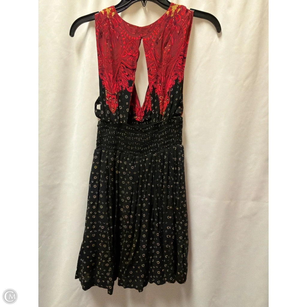 Dress Casual Short By Free People In Maroon, Size: S