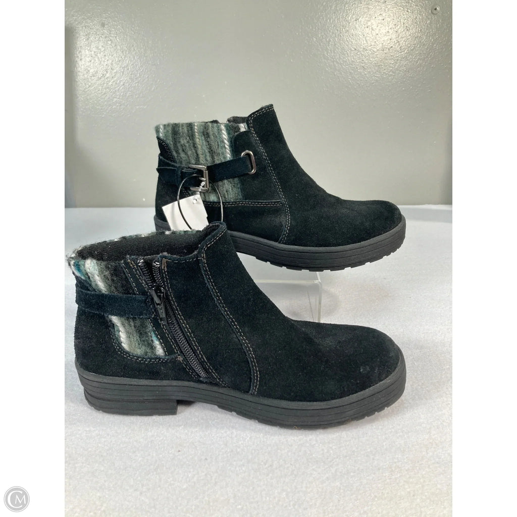 Boots Ankle Flats By Earth Origins In Black, Size: 7