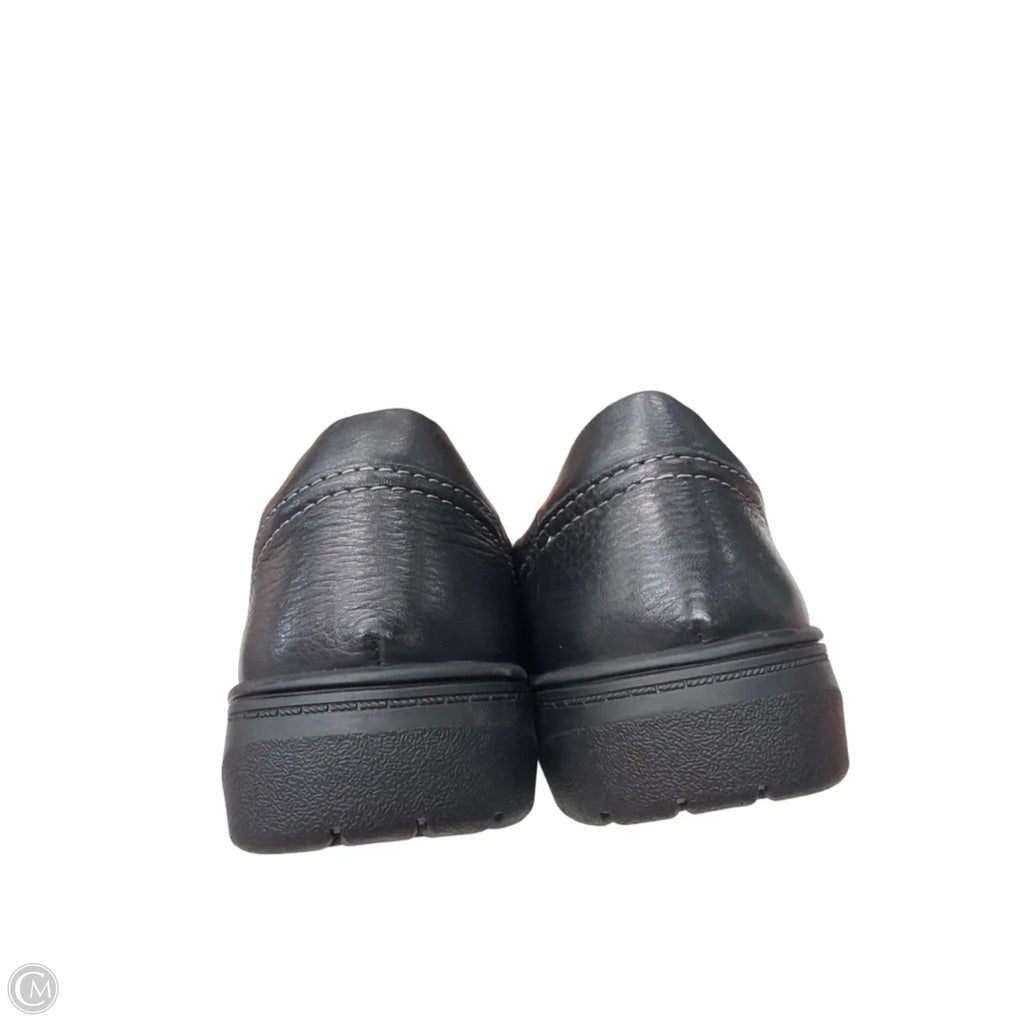 Shoes Flats By Clarks In Black, Size: 10