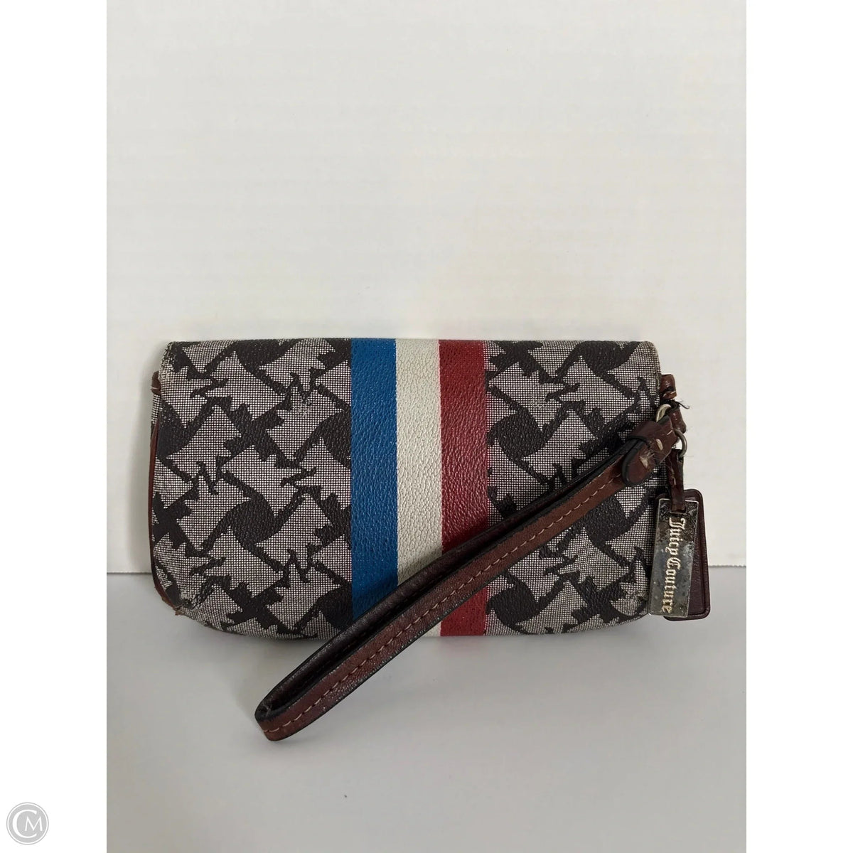 Wristlet By Juicy Couture, Size: Medium