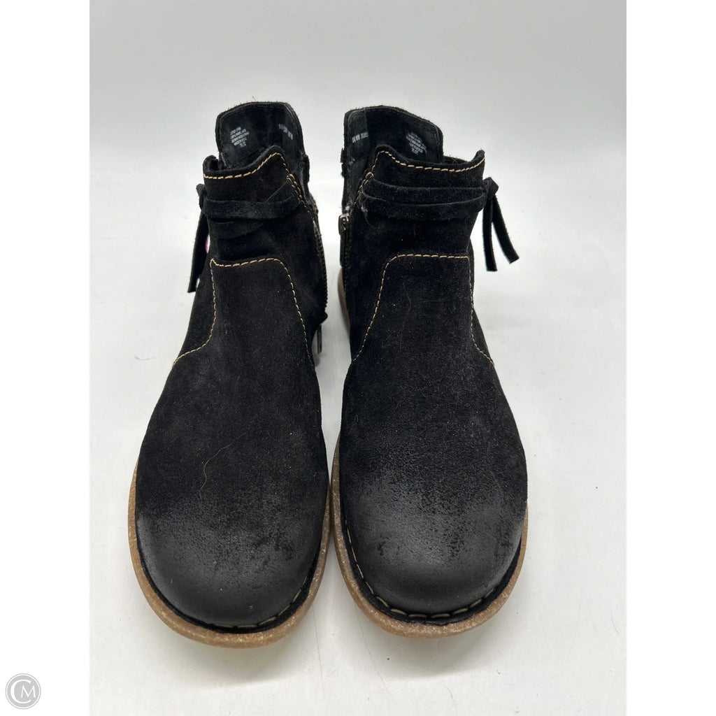 Boots Ankle Flats By Born In Black, Size: 10