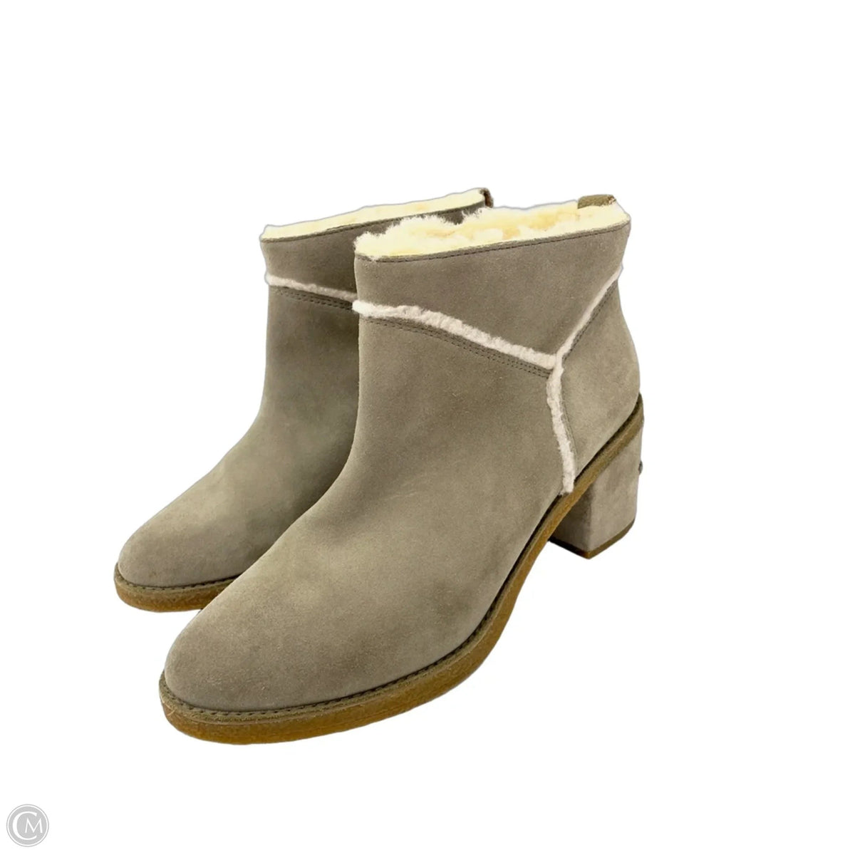 Boots Designer By Ugg In Green, Size: 11