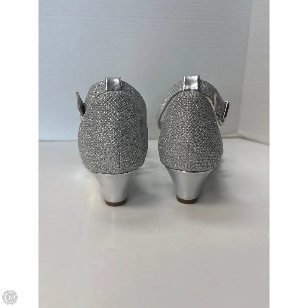 Sandals Heels Kitten By Dream Pairs In Silver, Size: 9