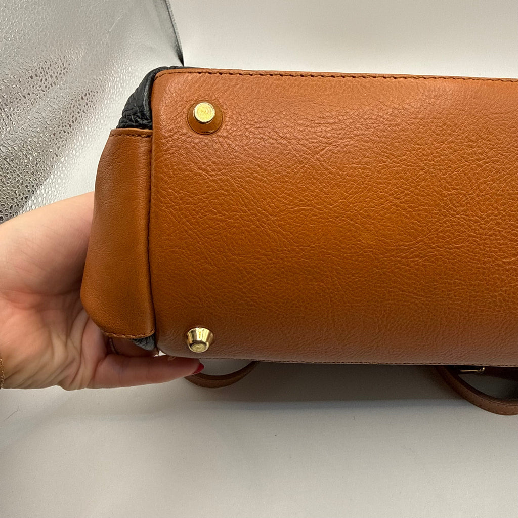 Handbag Leather By Valentina, Size: Medium