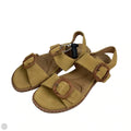 Sandals Flats By Sofft In Yellow, Size: 8