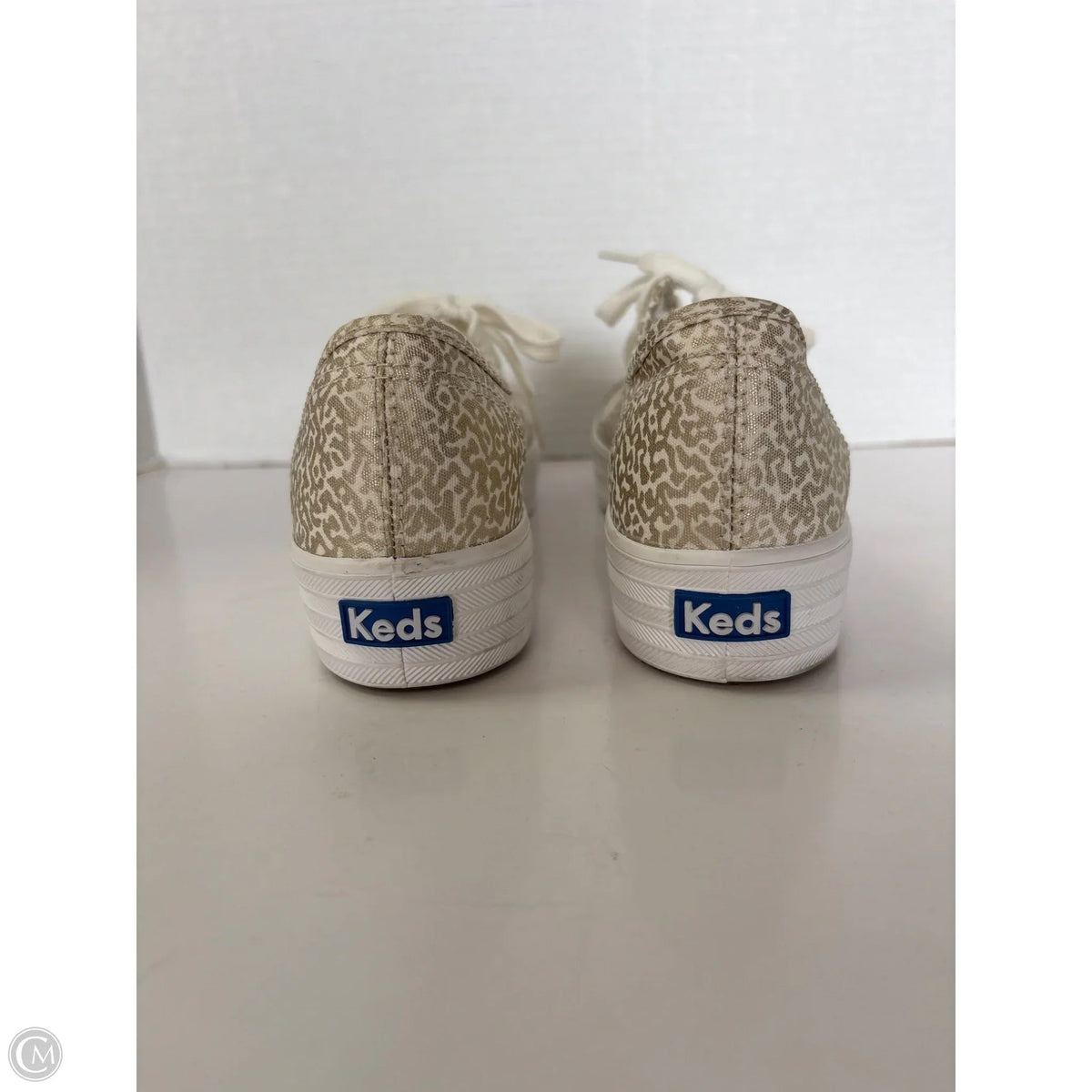 Shoes Sneakers By Keds In Gold, Size: 7.5