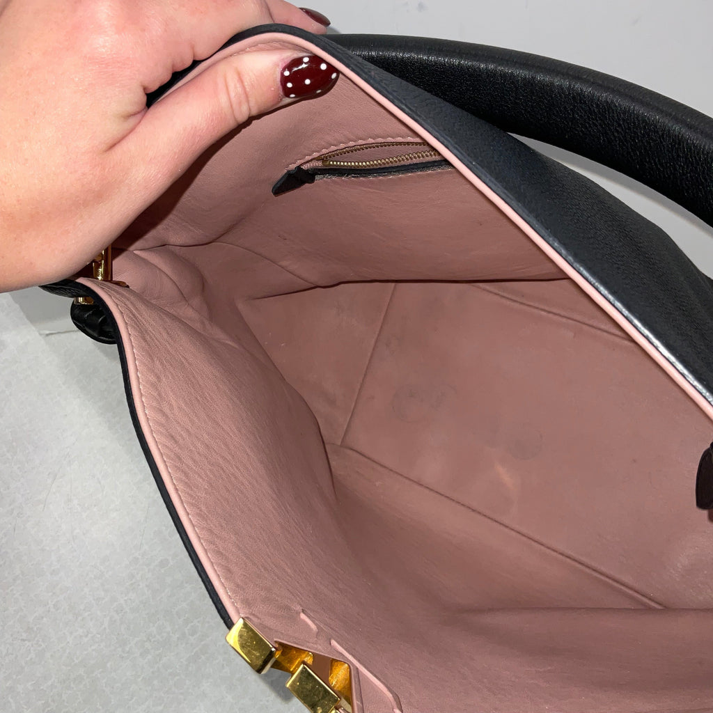 Handbag Luxury Designer By Louis Vuitton, Size: Large
