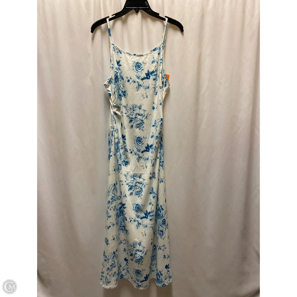 Dress Casual Maxi By Clothes Mentor In White, Size: M