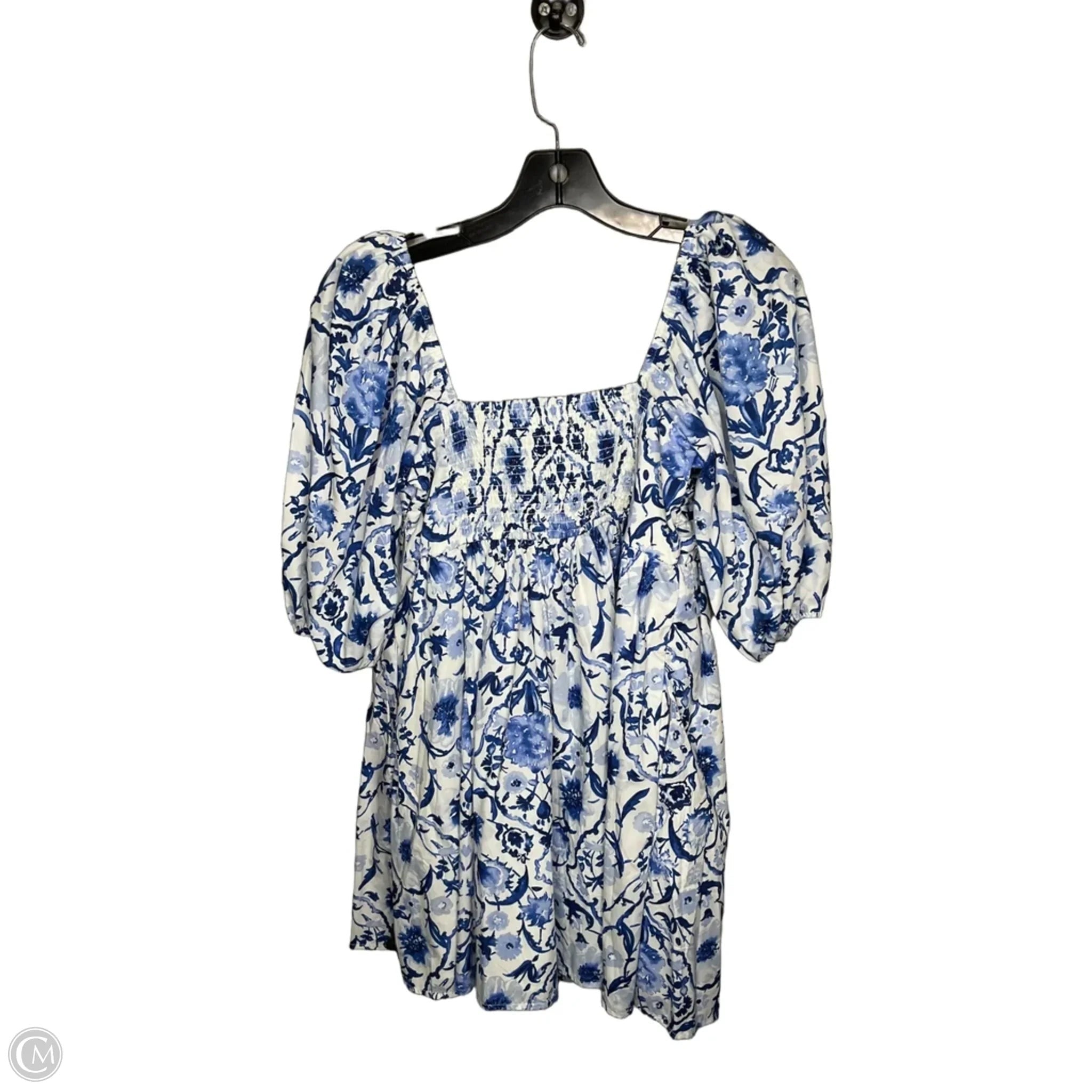 Dress Casual Short By Abercrombie And Fitch In Blue & White, Size: M