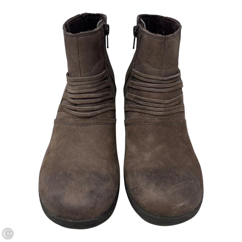 Zurich Wedge Boots Ankle Heels By Keen In Brown, Size: 8