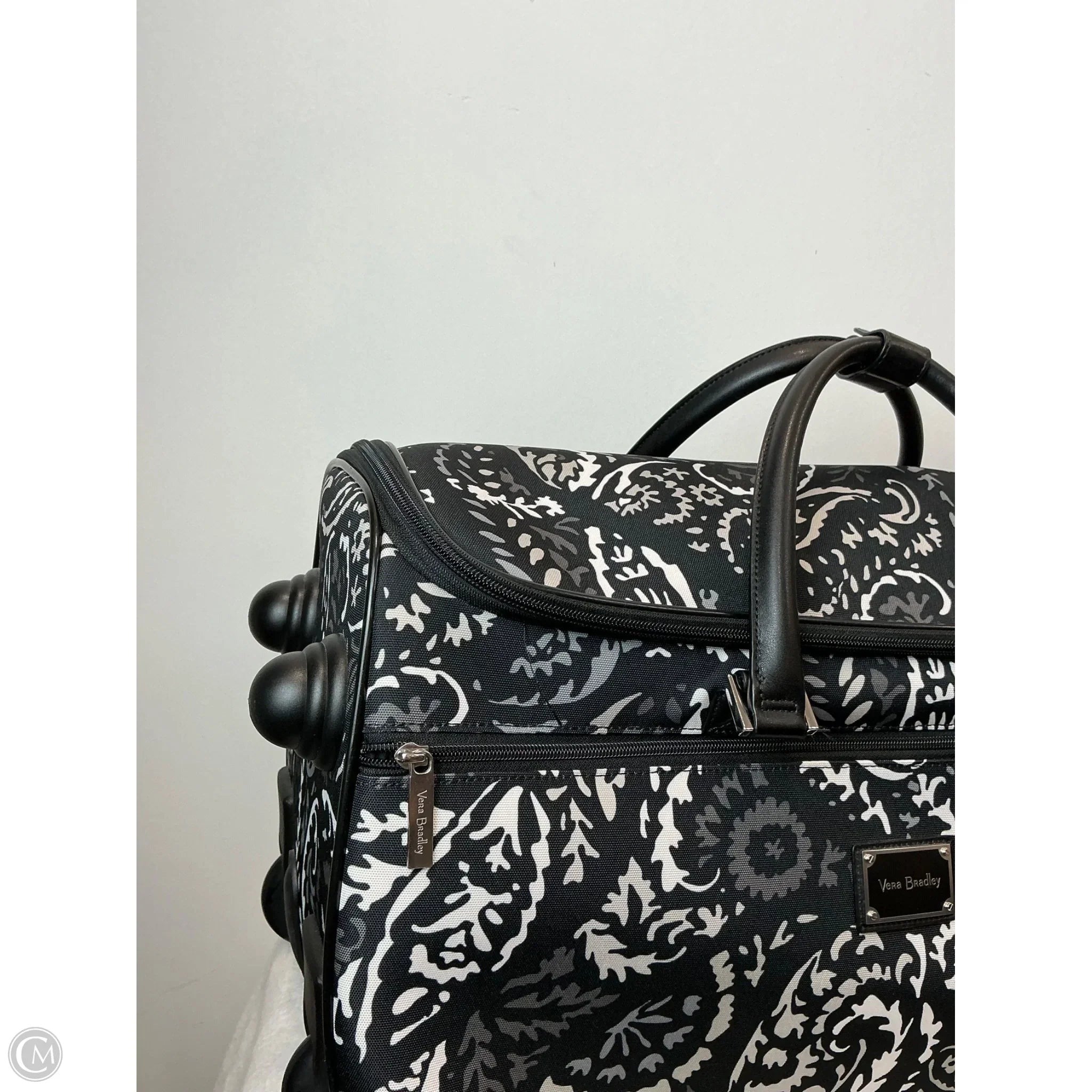 Luggage By Vera Bradley, Size: Large