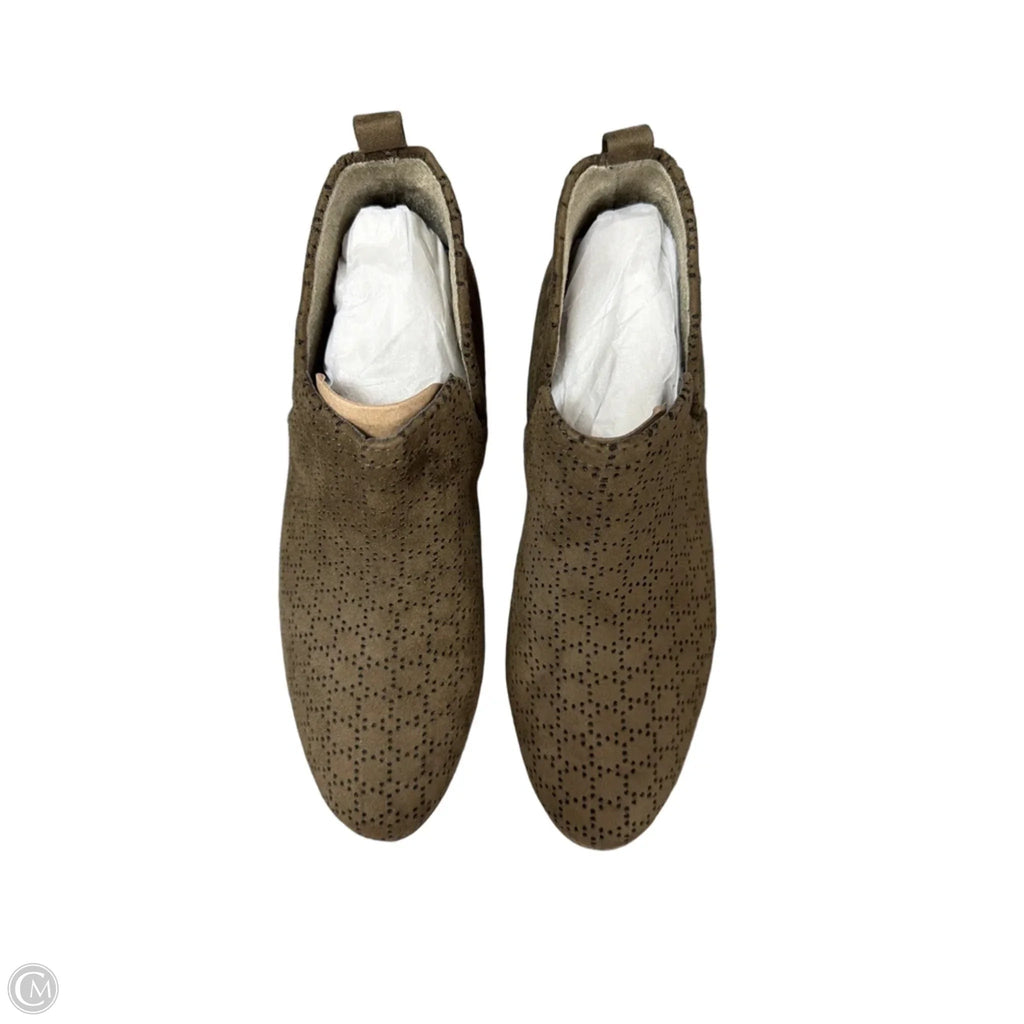 Boots Ankle Flats By Dr Scholls In Brown, Size: 6