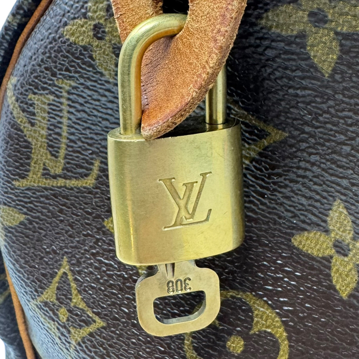 Monogram Speedy 25 Handbag Luxury Designer By Louis Vuitton, Size: Small