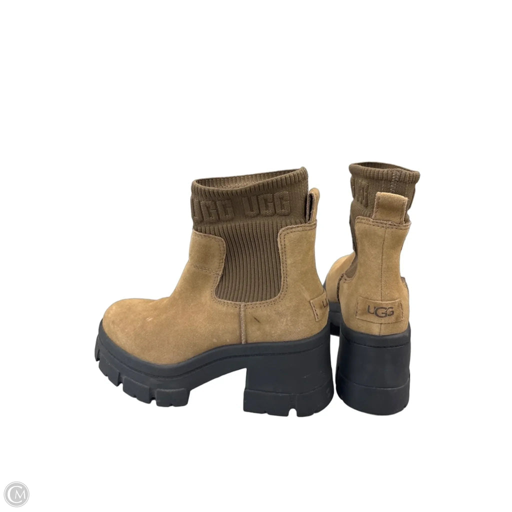 Boots Designer By Ugg In Black & Brown, Size: 8