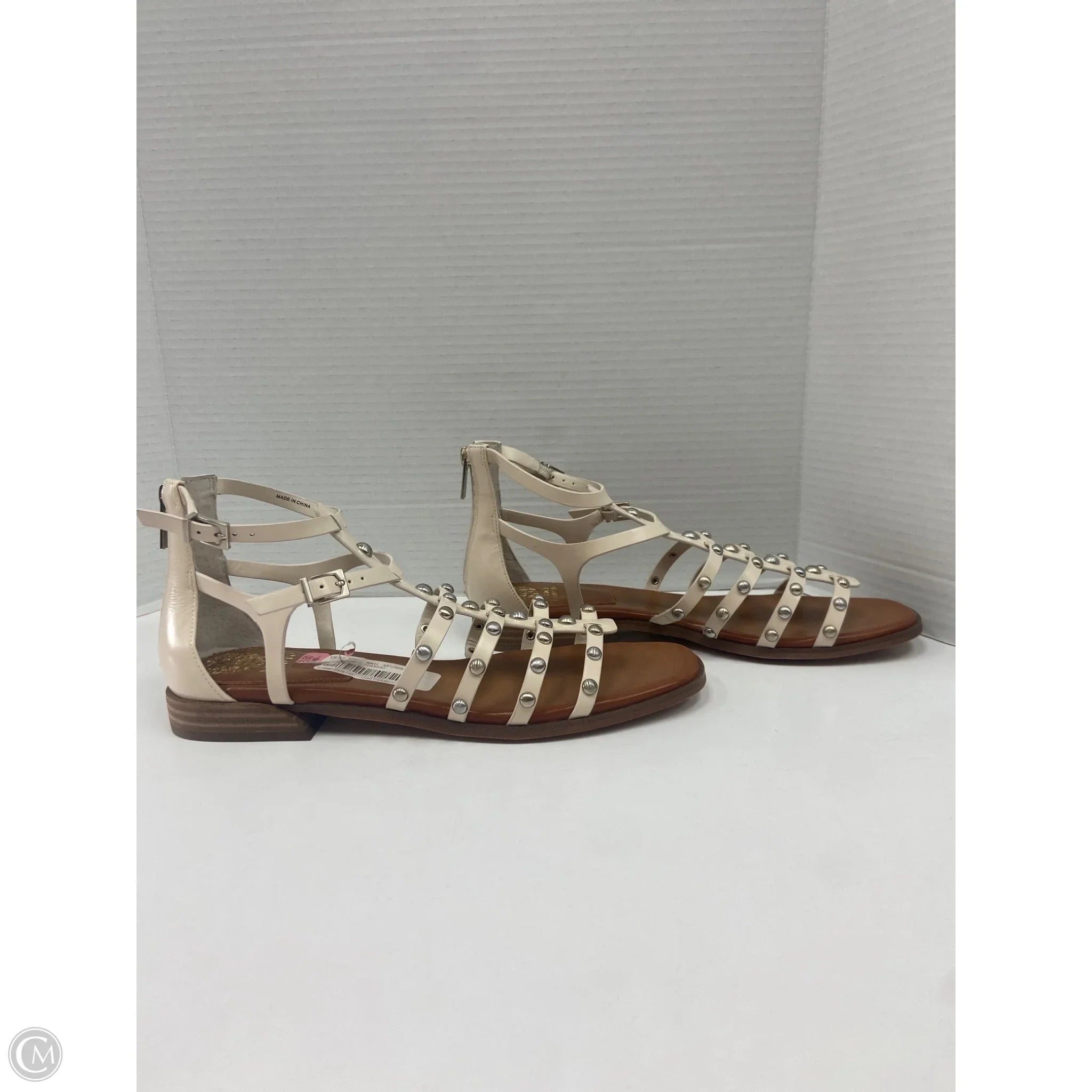 Sandals Flats By Vince Camuto In Cream, Size: 11