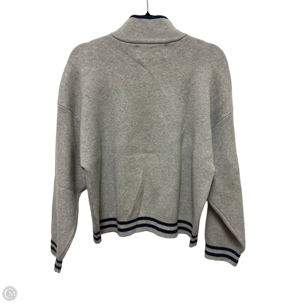 Sweatshirt Collar By Abercrombie And Fitch In Grey, Size: M