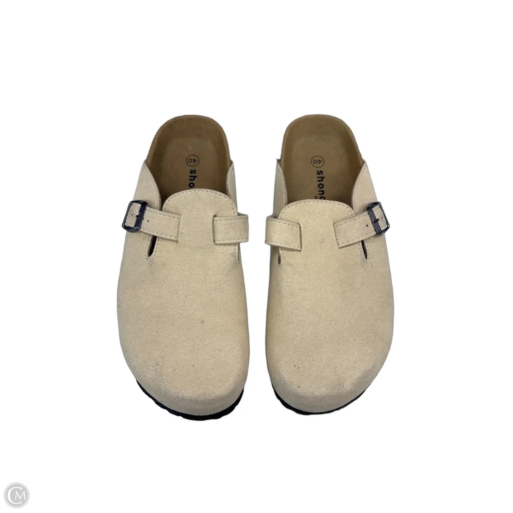 Sandals Flats By Cme In Cream, Size: 9.5