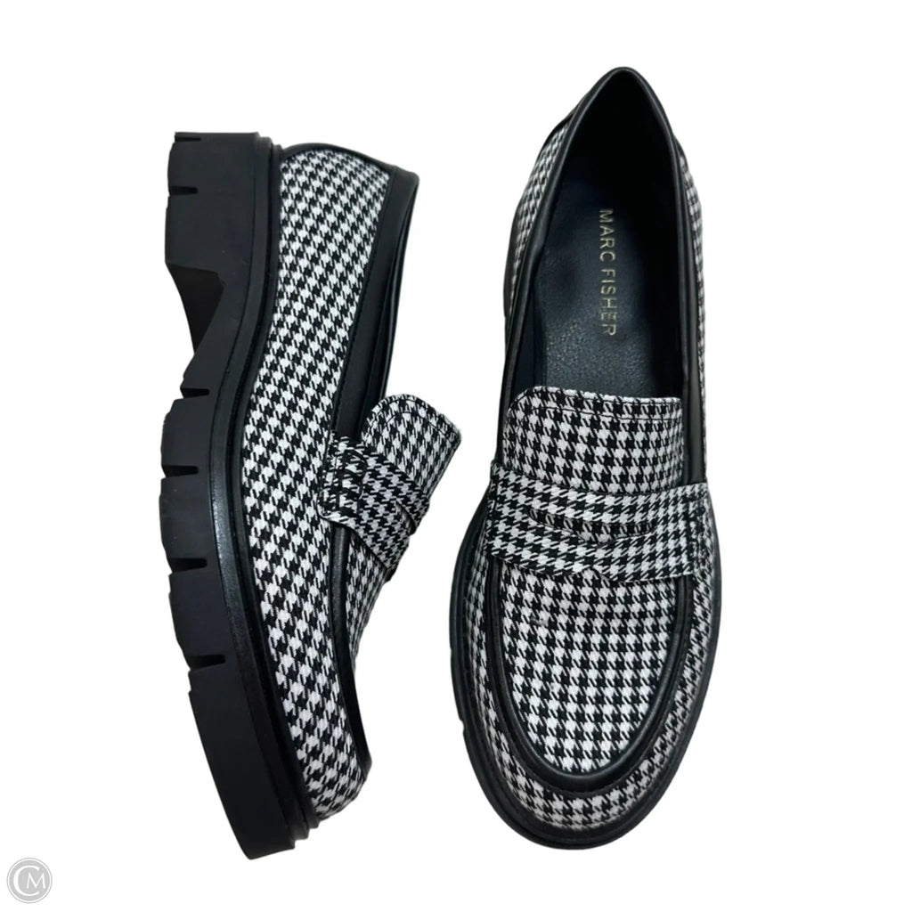 Shoes Flats By Marc Fisher In Black & White, Size: 7