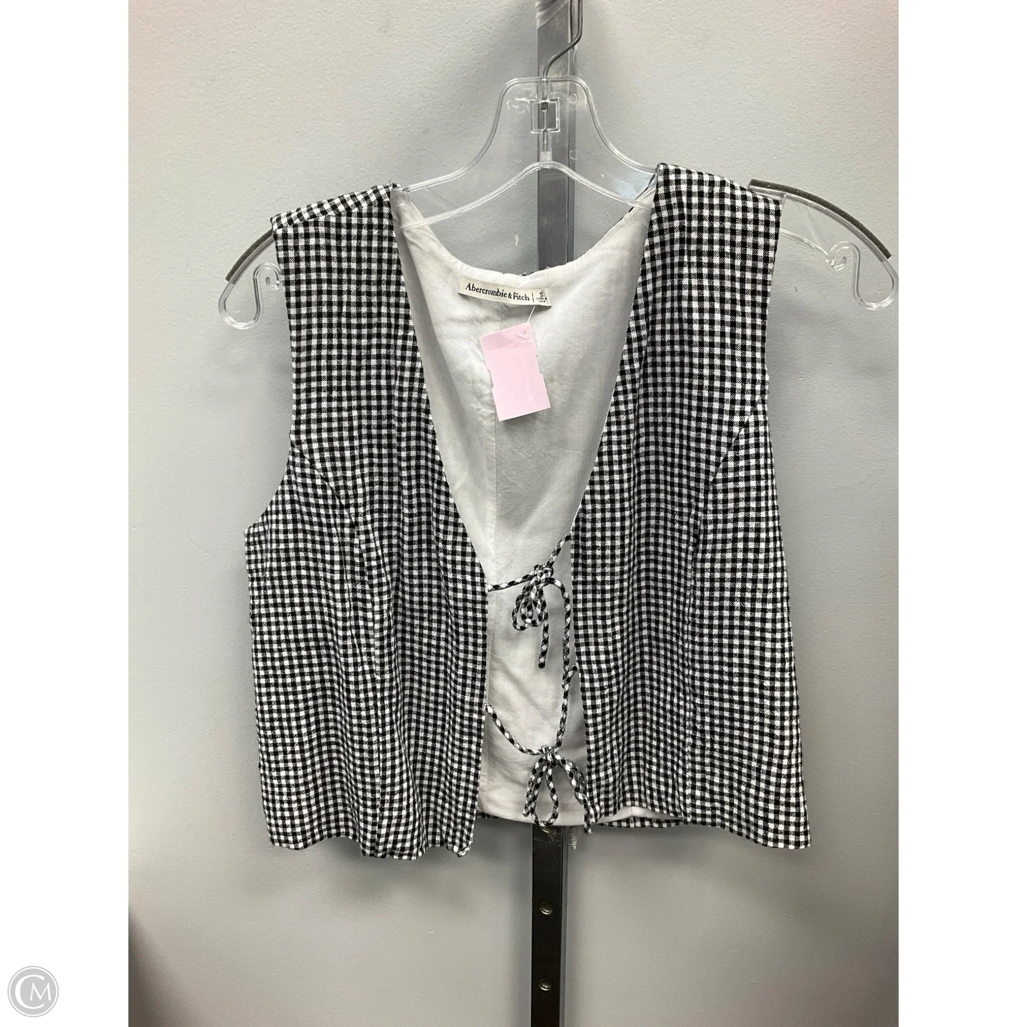 Top Sleeveless By Abercrombie And Fitch In Black & White, Size: S