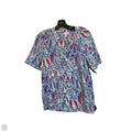 Top Short Sleeve Designer By Lilly Pulitzer In Blue & White, Size: Xs