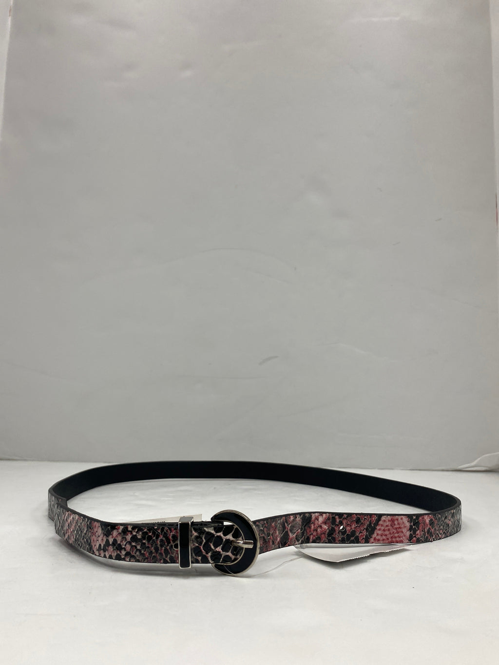 Belt By Kenneth Cole Size: Medium