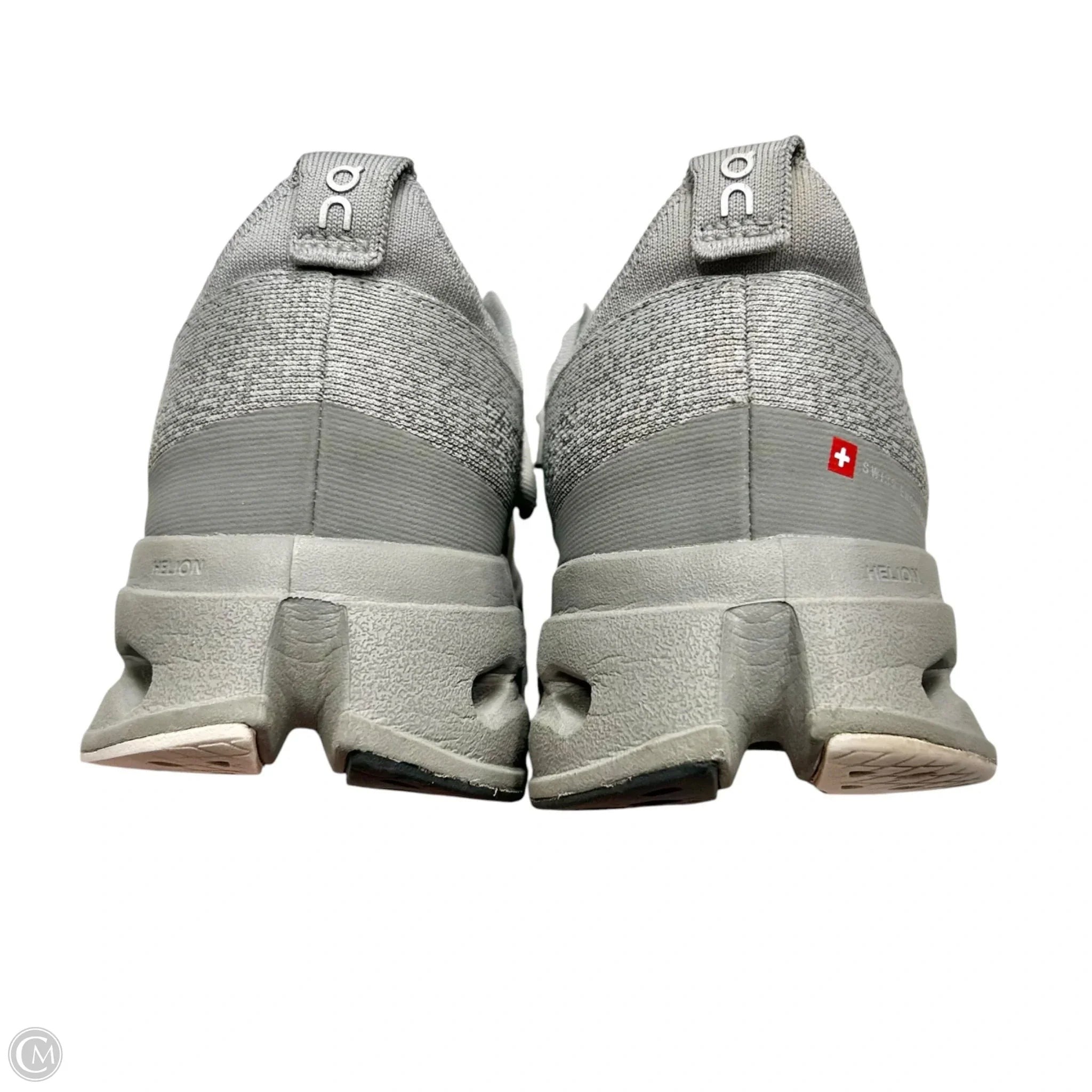 Shoes Athletic By On In Grey, Size: 8.5