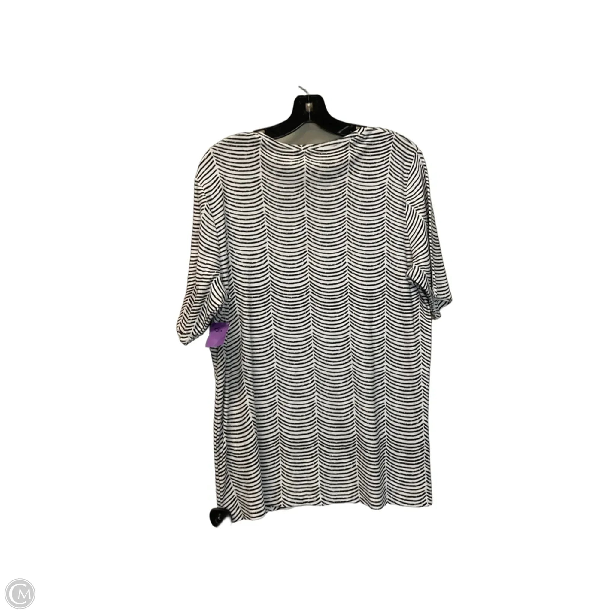 Top Short Sleeve By Chicos In Striped Pattern, Size: 3x