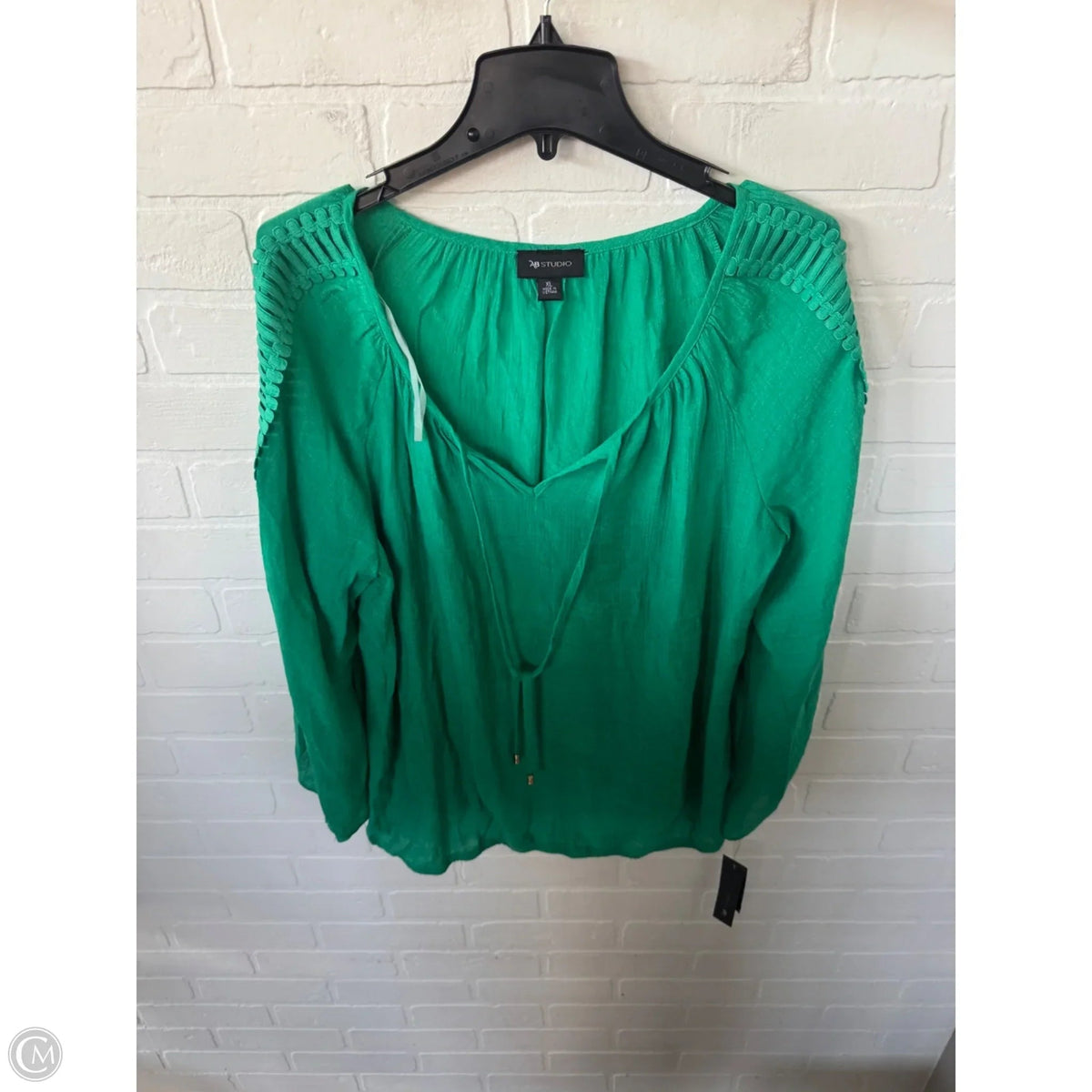Top Long Sleeve By Ab Studio In Green, Size: Xl