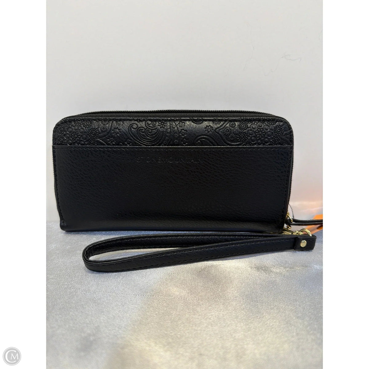 Wallet By Stone Mountain, Size: Large