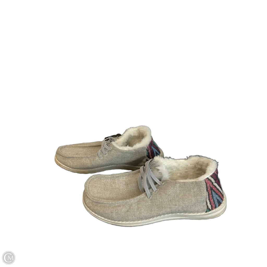 Shoes Flats By Tommy Bahama In Grey, Size: 9