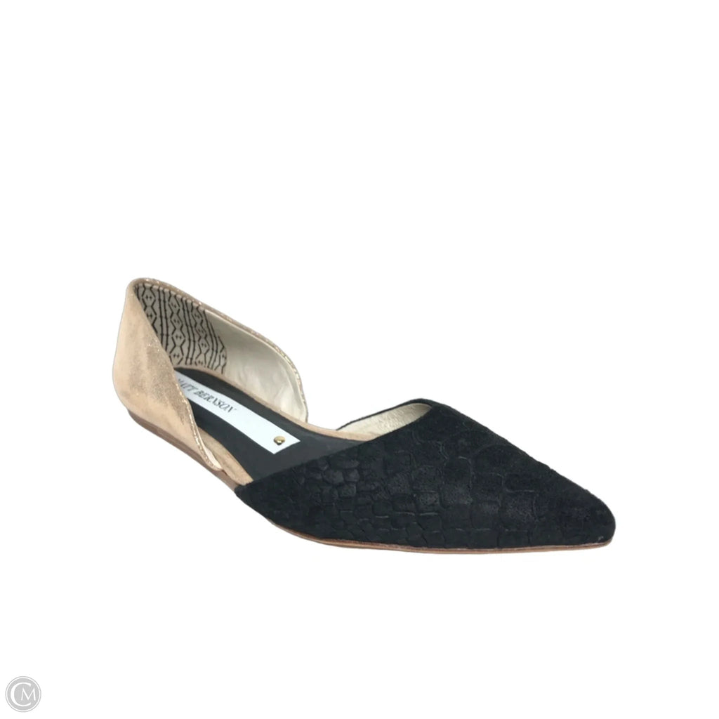 Shoes Flats By Clothes Mentor In Black & Gold, Size: 6