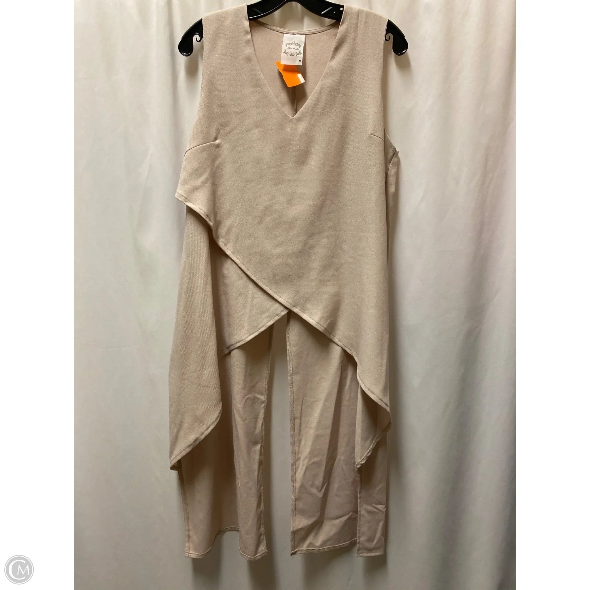 Tank Top By Clothes Mentor In Beige, Size: M