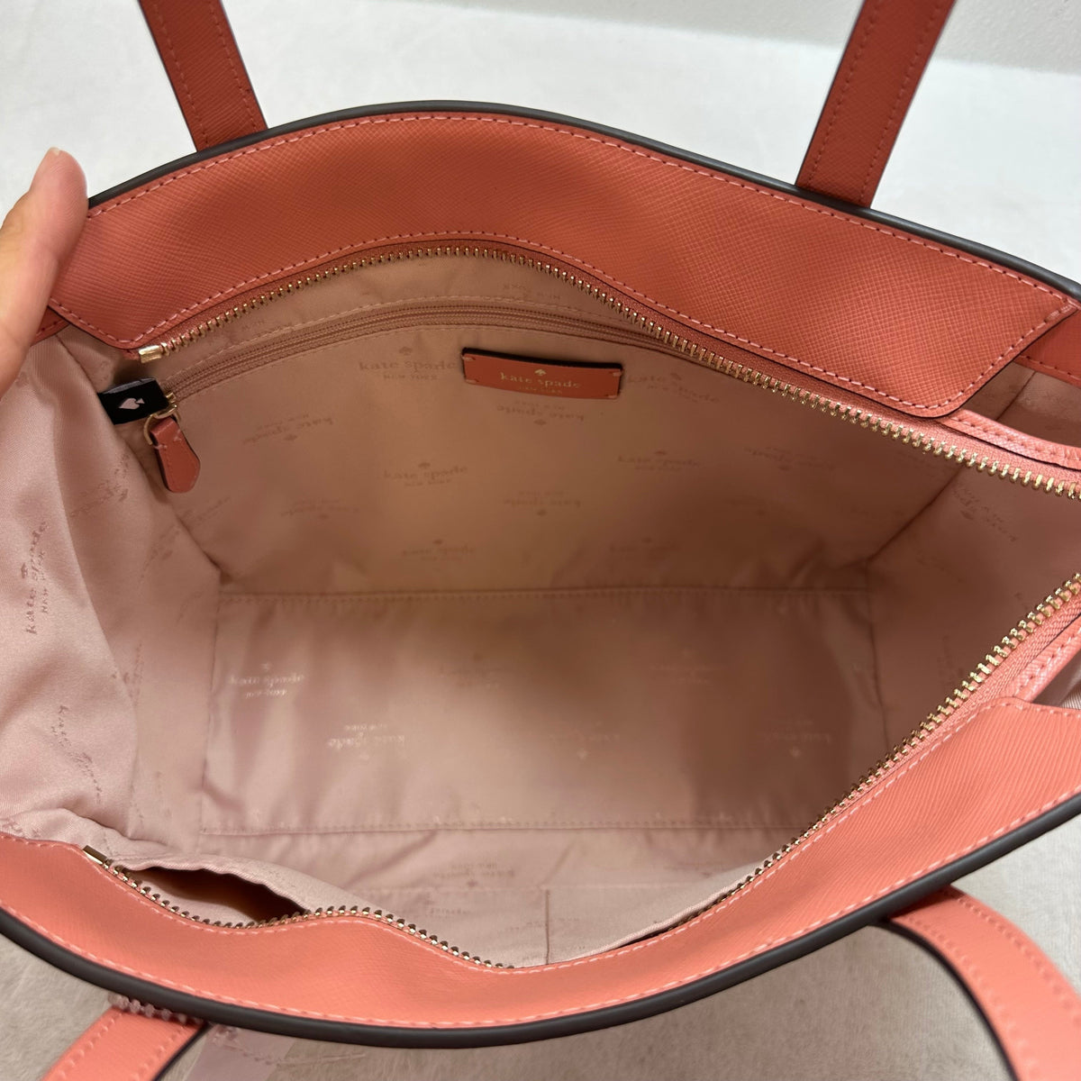Handbag Designer By Kate Spade, Size: Medium