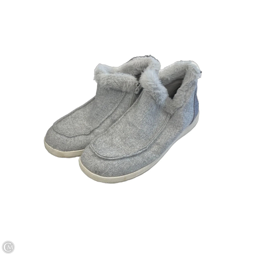 Shoes Flats By Falls Creek In Grey, Size: 9