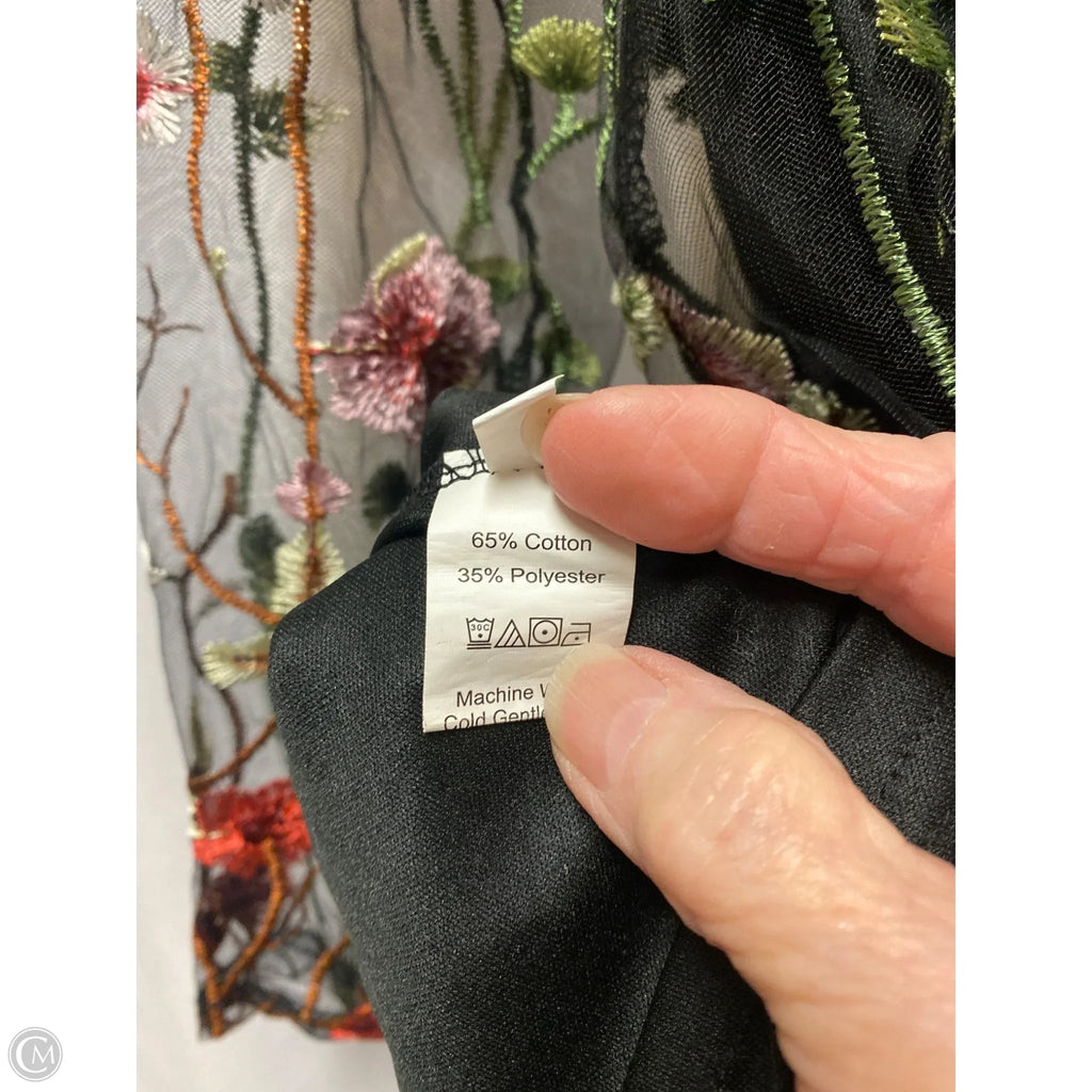 Dress Casual Short By Clothes Mentor In Black, Size: M