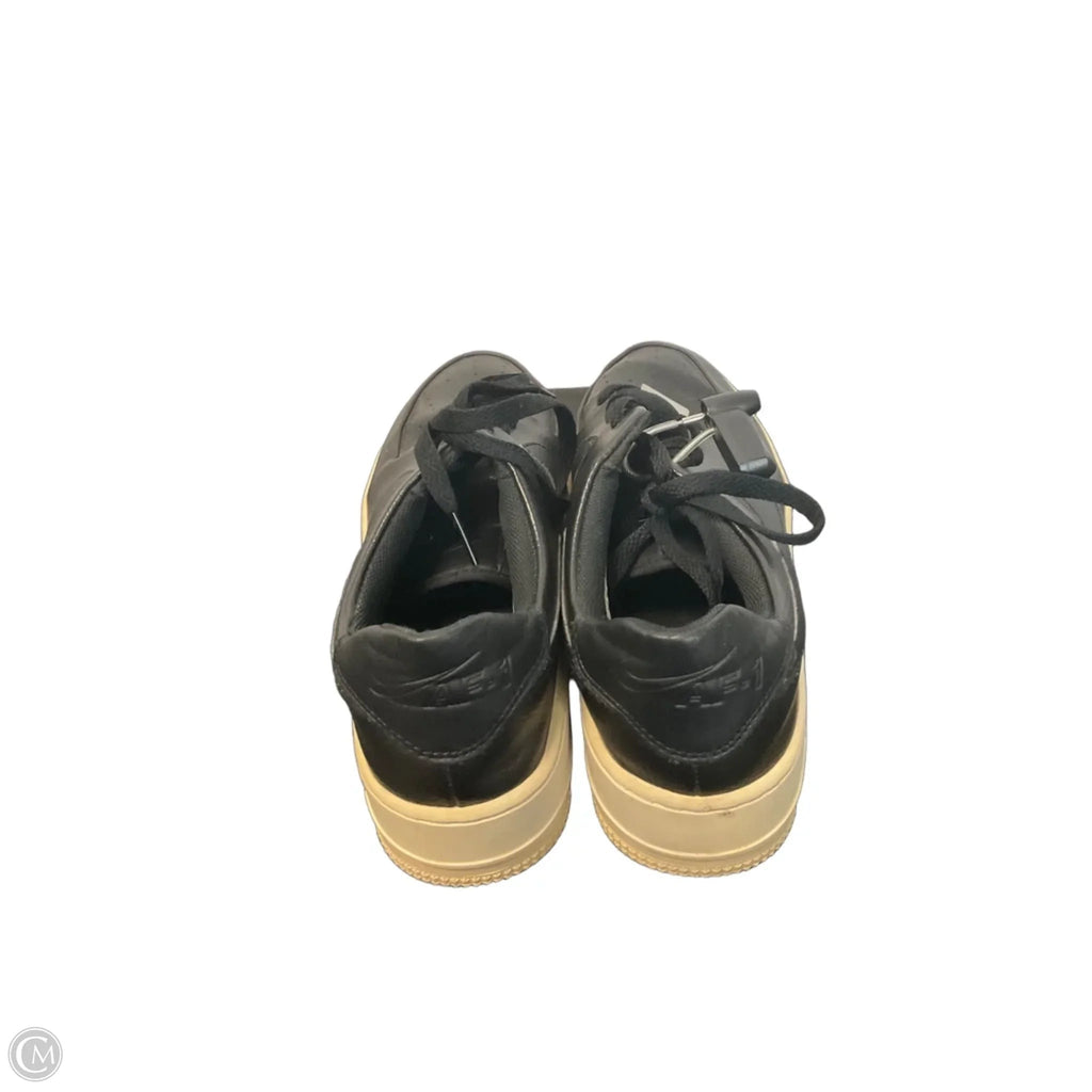 Shoes Sneakers By Nike In Black & Cream, Size: 9