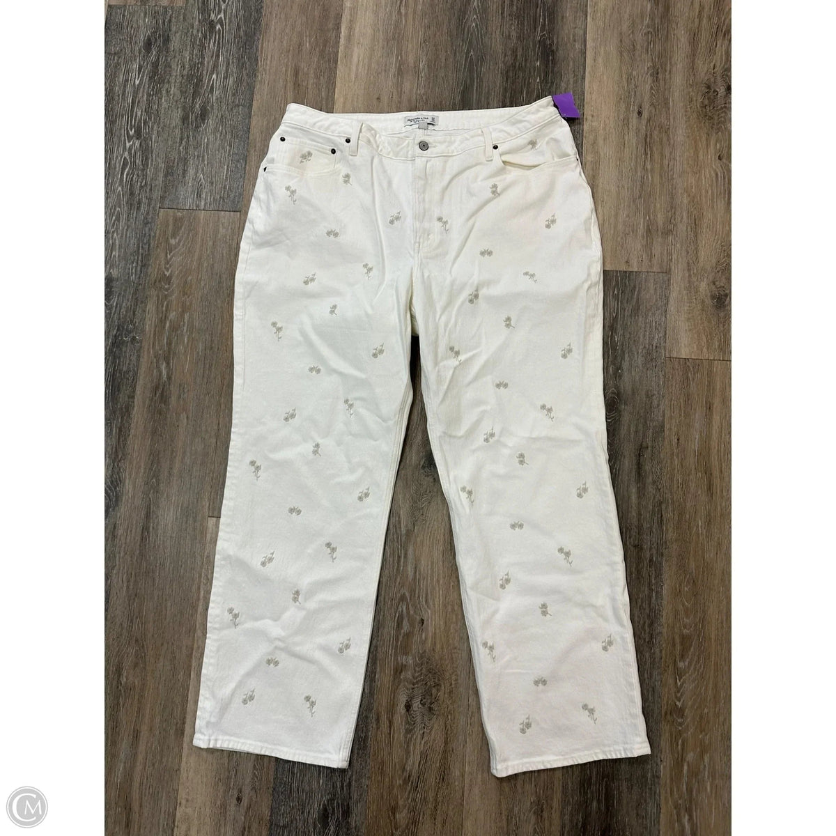 Jeans Boyfriend By Abercrombie And Fitch In White Denim, Size: 18