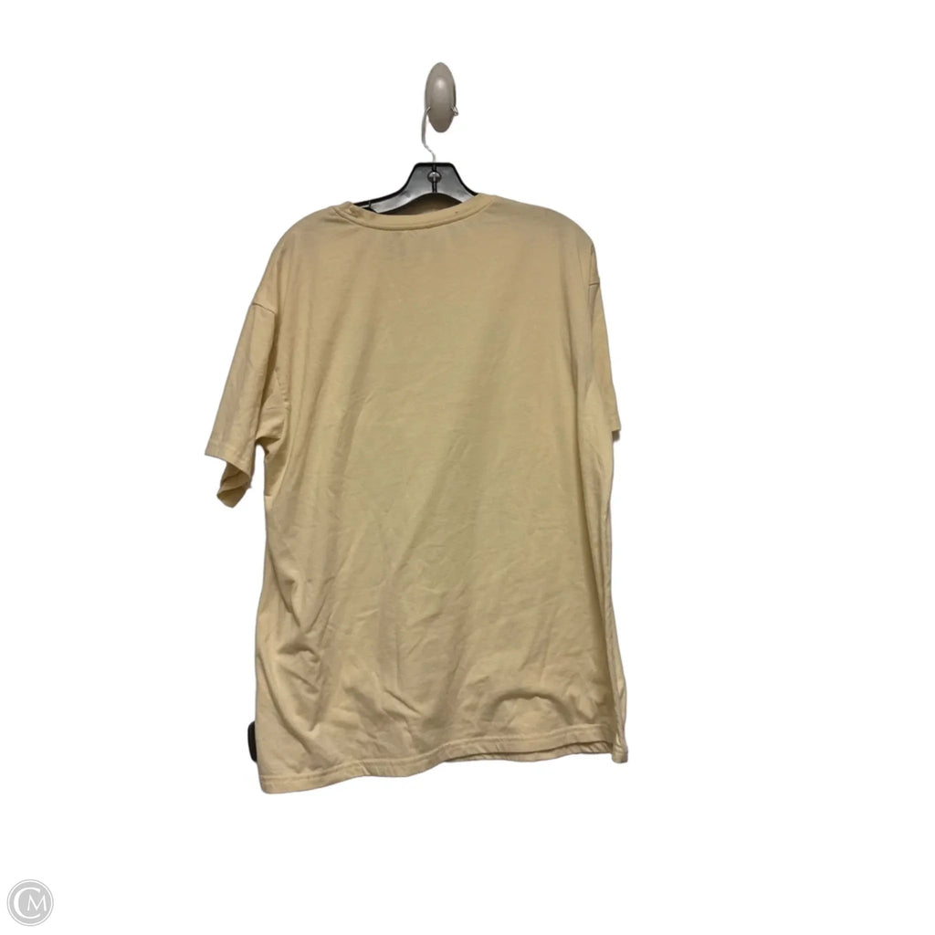 Top Short Sleeve Basic By Clothes Mentor In Cream, Size: L