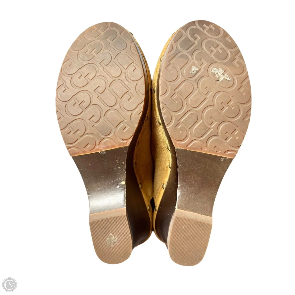 Shoes Designer By Ugg In Brown, Size: 9