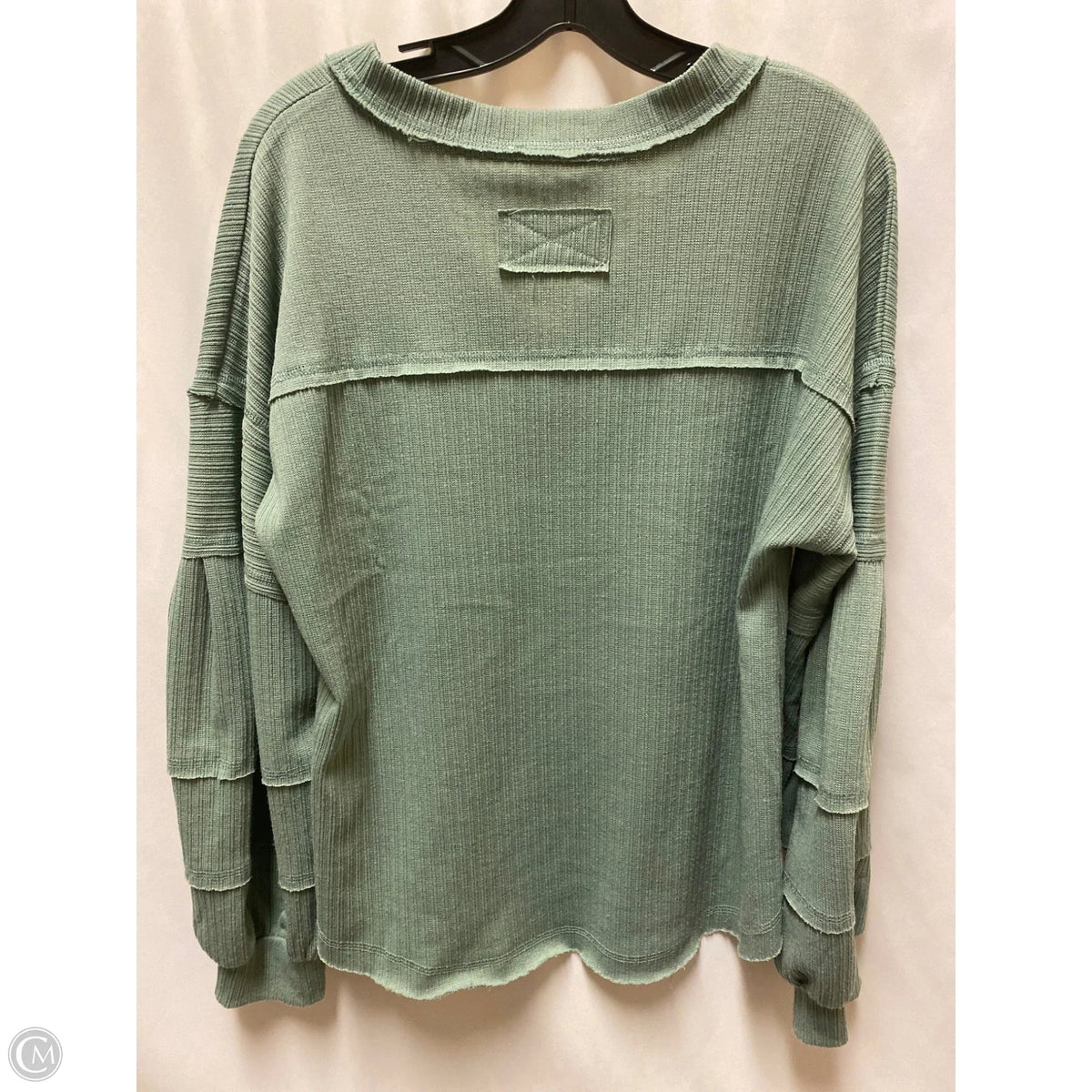 Top Long Sleeve By New In In Green, Size: M