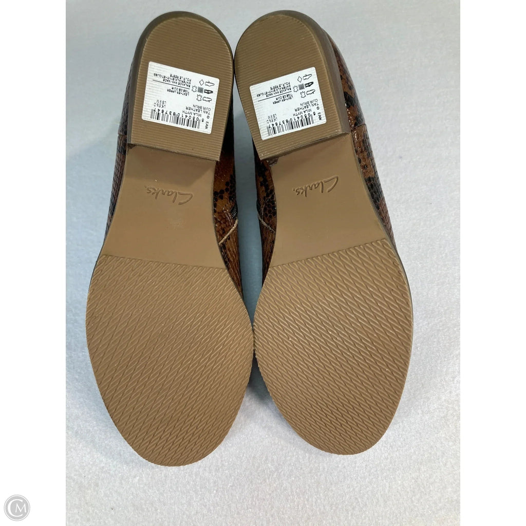 Boots Ankle Flats By Clarks In Snakeskin Print, Size: 8.5