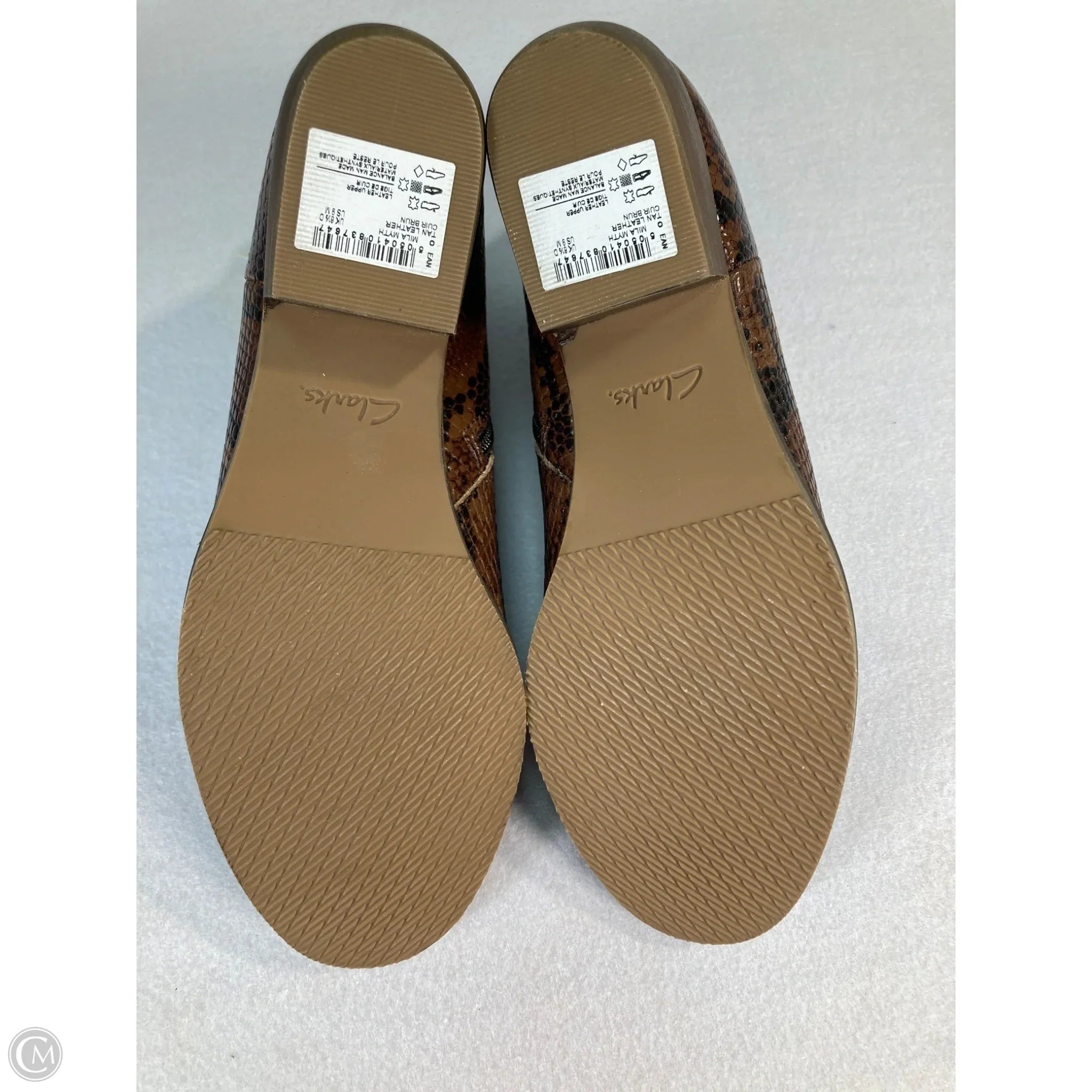 Boots Ankle Flats By Clarks In Snakeskin Print, Size: 8.5
