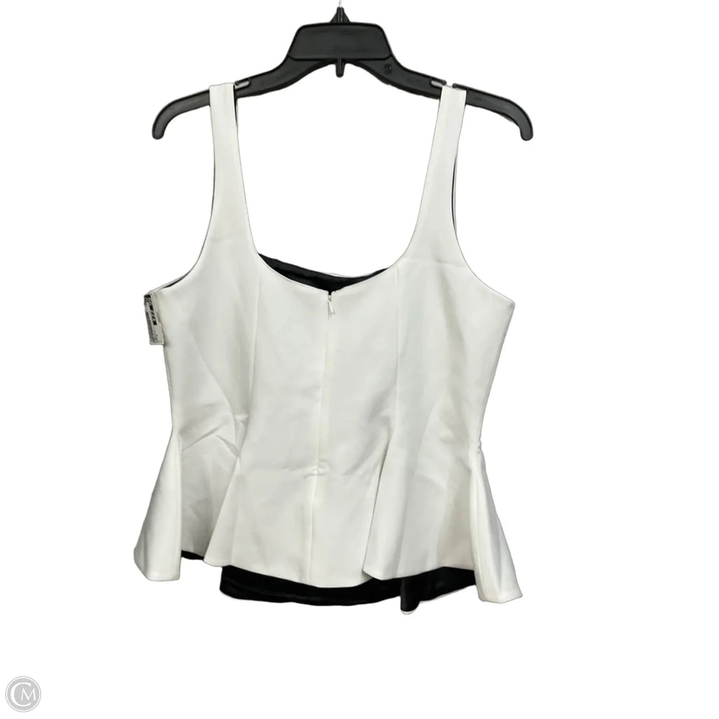 Top Sleeveless By Bebe In White, Size: M